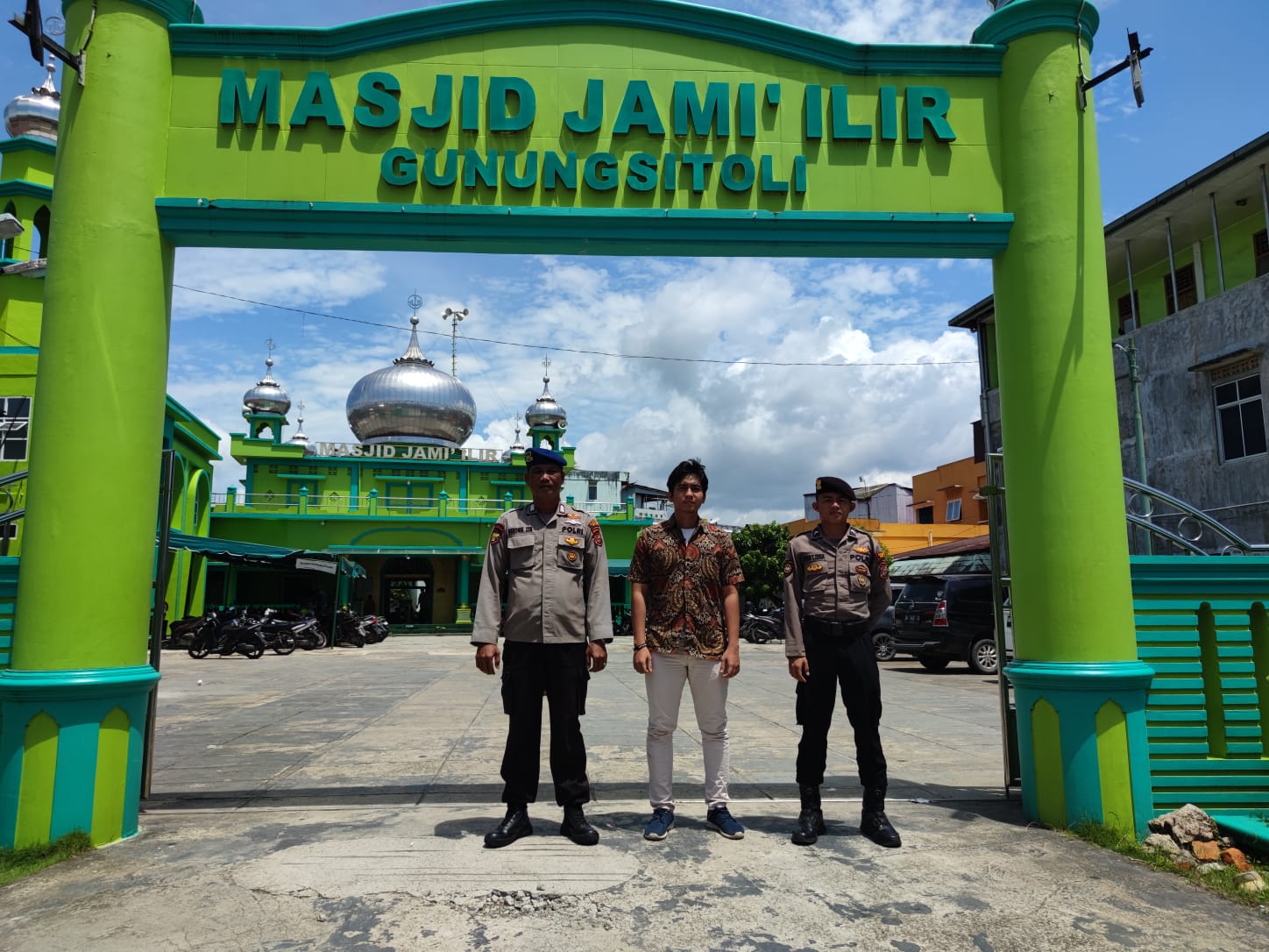 Polres Nias Lakukan Pengamanan, Sholat Jum’at Berjalan Kondusif   